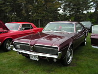 Mercury Cougar (1967) (photo prise a Affoux (France, Rhone) le 2007-05-08) (1)